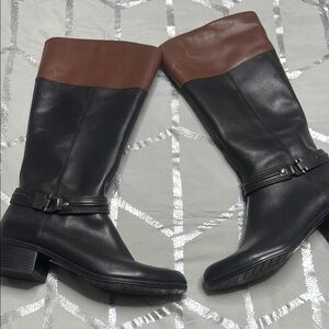 Bocajeta Black and Brown Leather Boots